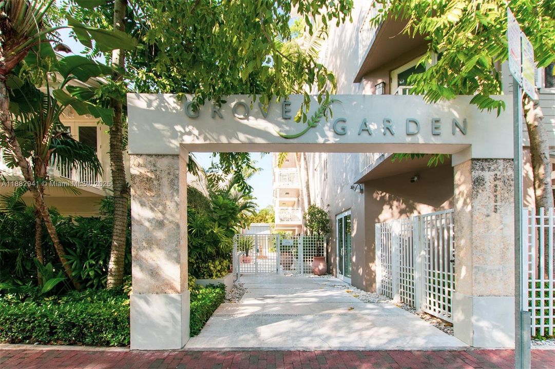 En Venta: $990,000 (1 camas, 2 baños, 1092 Pies cuadrados)