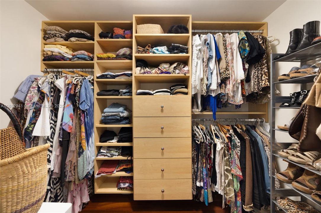 En Venta: $990,000 (1 camas, 2 baños, 1092 Pies cuadrados)