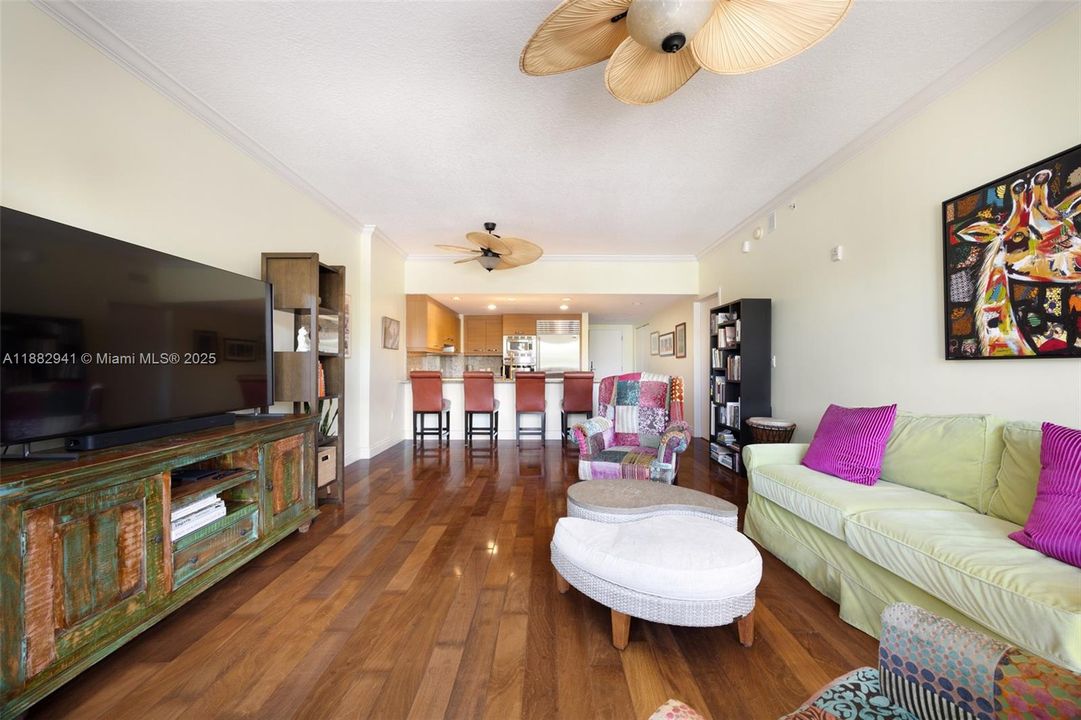 En Venta: $990,000 (1 camas, 2 baños, 1092 Pies cuadrados)