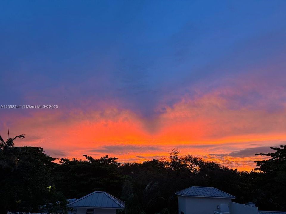 En Venta: $990,000 (1 camas, 2 baños, 1092 Pies cuadrados)