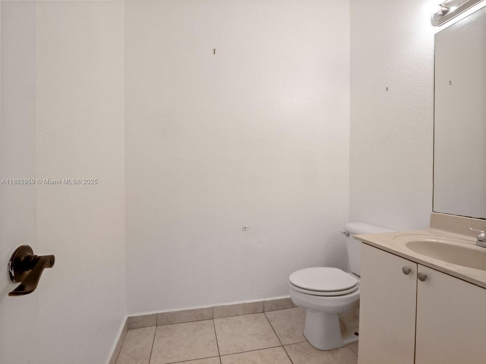 На продажу: $325,000 (3 спален, 2 ванн, 1509 Квадратных фут)