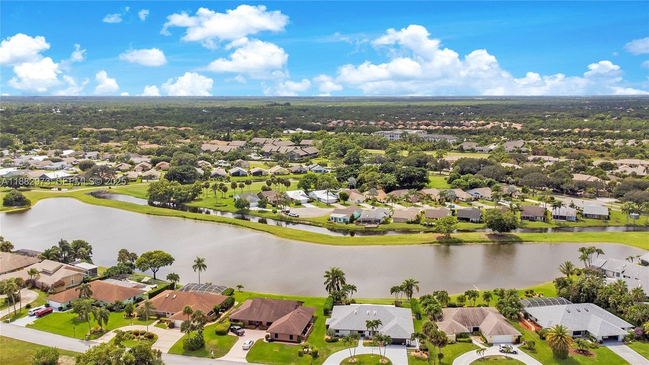 For Sale: $879,000 (3 beds, 2 baths, 3026 Square Feet)