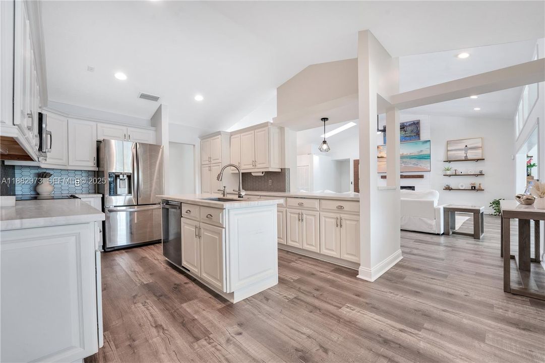 For Sale: $879,000 (3 beds, 2 baths, 3026 Square Feet)