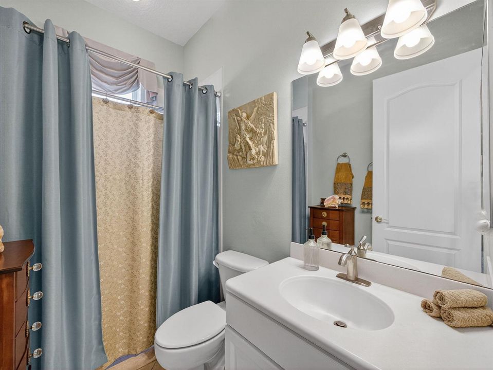 Guest Bath 2