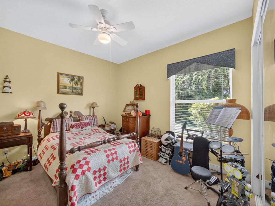 Guest Bedroom 4