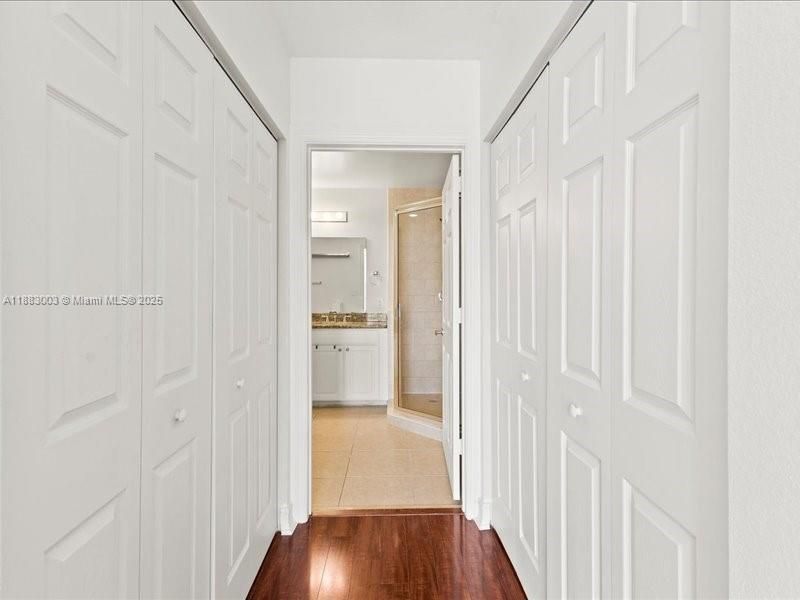 For Sale: $395,000 (2 beds, 2 baths, 1368 Square Feet)