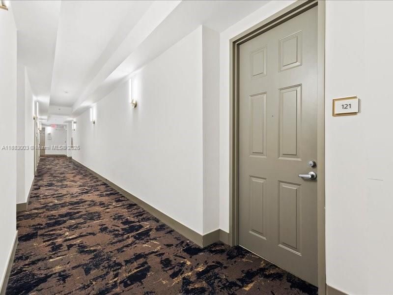 For Sale: $395,000 (2 beds, 2 baths, 1368 Square Feet)