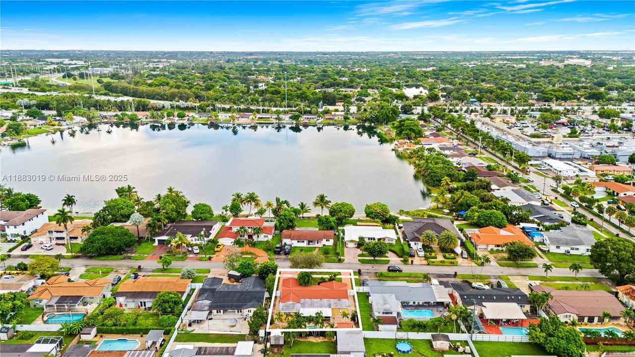 Recently Rented: $4,800 (5 beds, 3 baths, 1920 Square Feet)