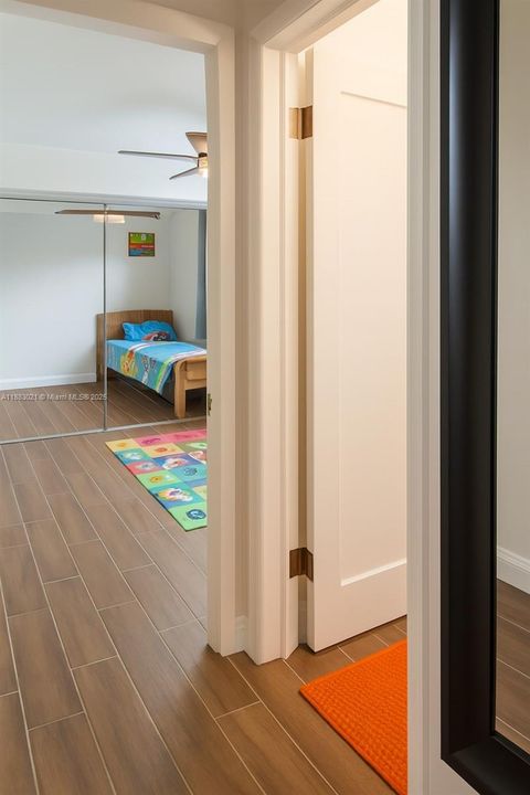 For Sale: $425,000 (4 beds, 2 baths, 1516 Square Feet)