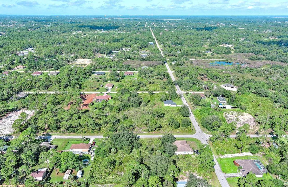 На продажу: $38,000 (0.50 acres)