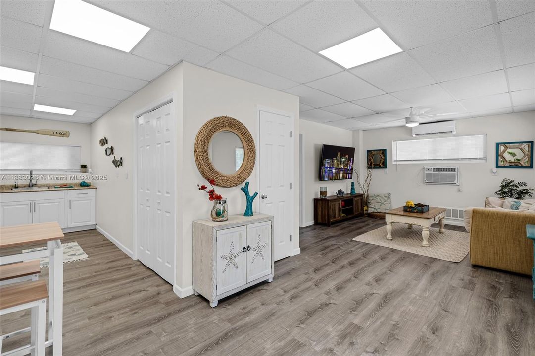 For Sale: $1,499,999 (3 beds, 3 baths, 1786 Square Feet)