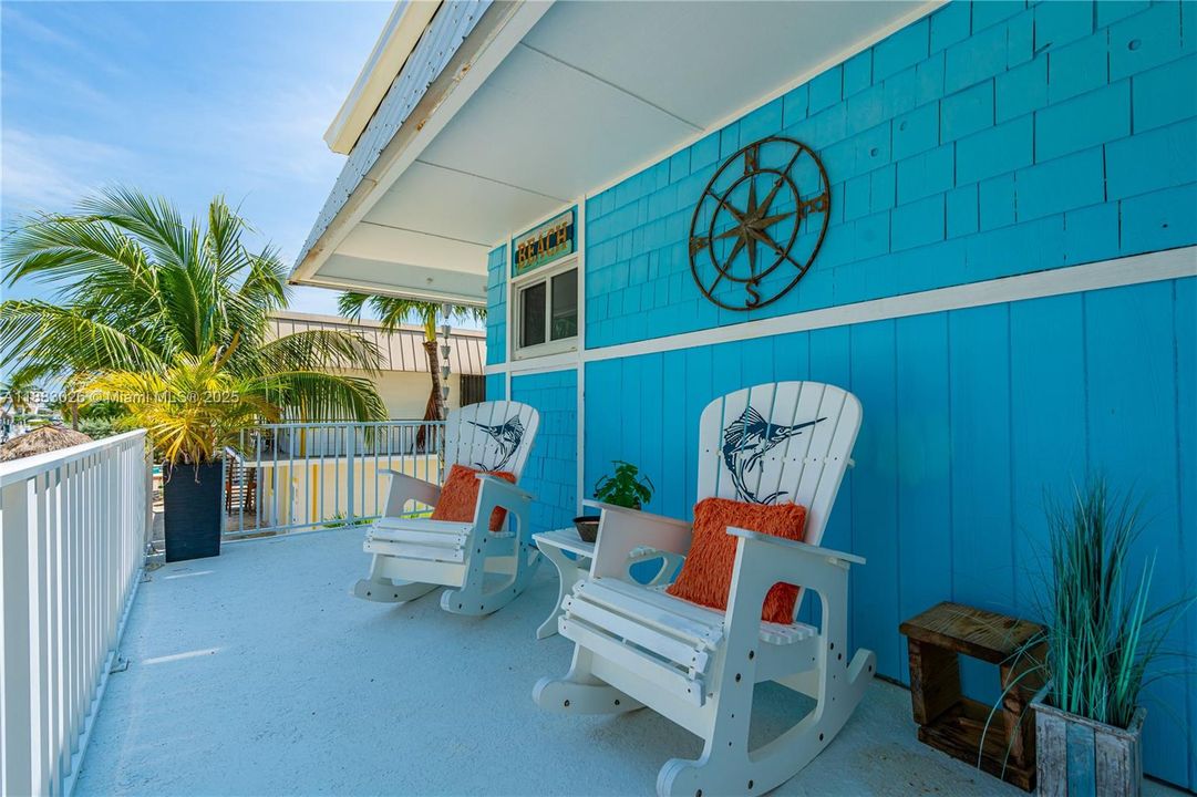 For Sale: $1,499,999 (3 beds, 3 baths, 1786 Square Feet)