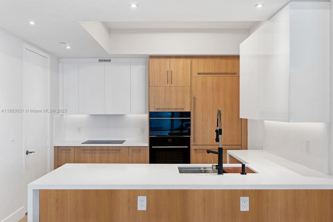 Active With Contract: $1,799,000 (3 beds, 3 baths, 2084 Square Feet)