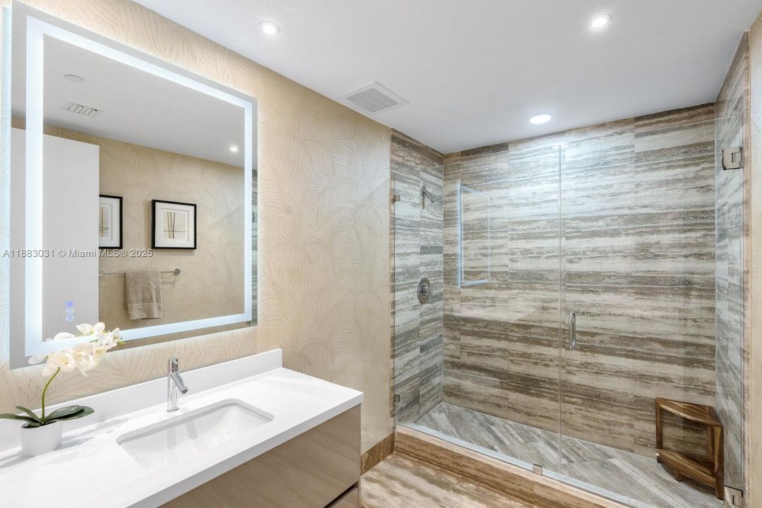 Active With Contract: $1,799,000 (3 beds, 3 baths, 2084 Square Feet)