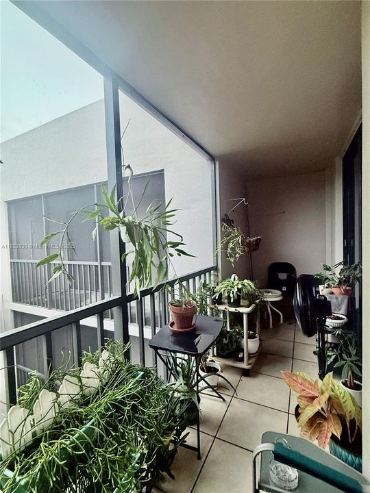 最近租的: $2,200 (2 贝兹, 2 浴室, 965 平方英尺)