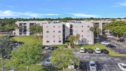 最近租的: $2,200 (2 贝兹, 2 浴室, 965 平方英尺)