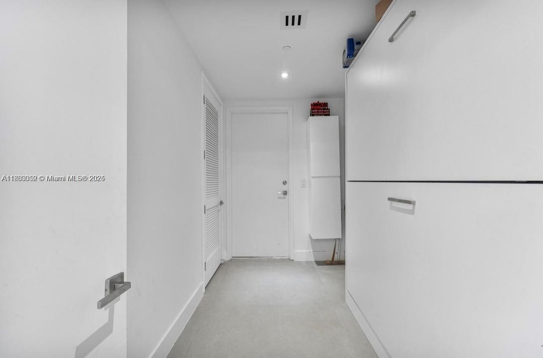 出租: $37,700 (3 贝兹, 4 浴室, 2918 平方英尺)