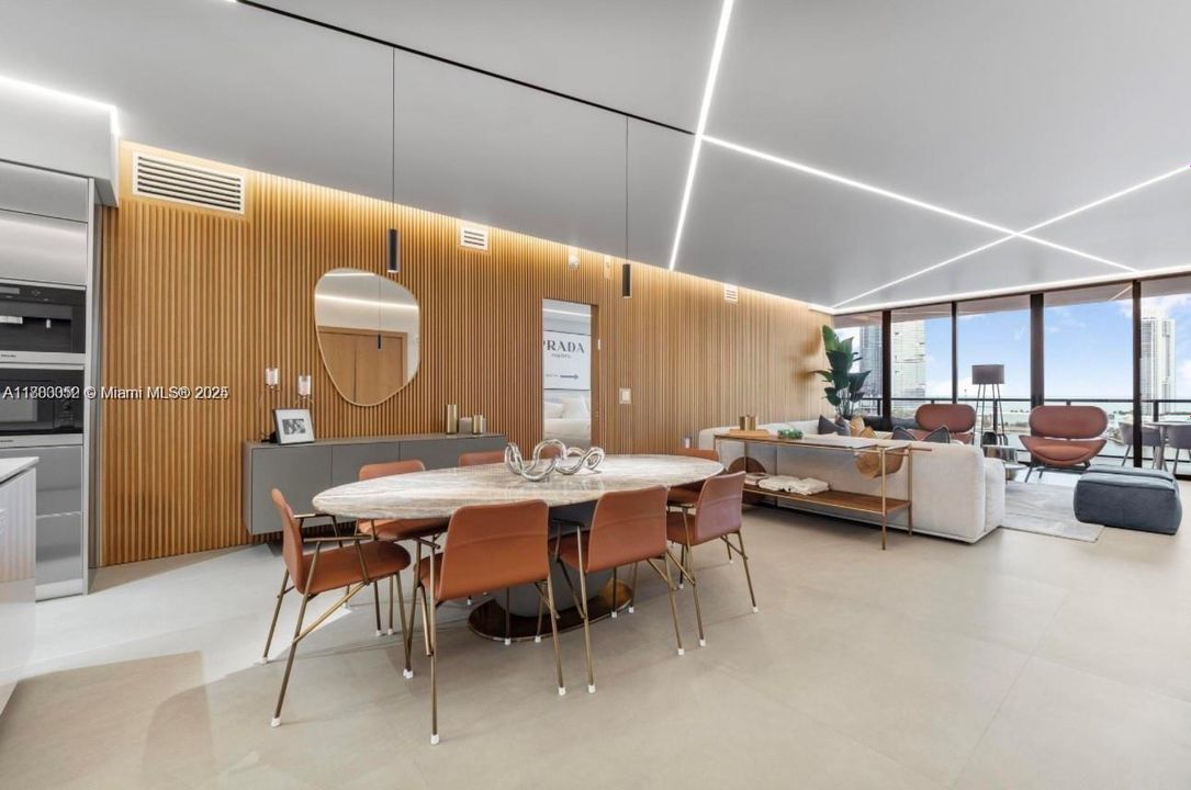 出租: $37,700 (3 贝兹, 4 浴室, 2918 平方英尺)