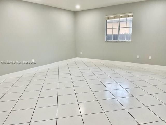 En Renta: $7,950 (5 camas, 4 baños, 3648 Pies cuadrados)