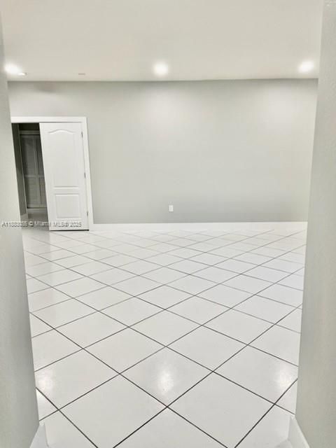 En Renta: $7,950 (5 camas, 4 baños, 3648 Pies cuadrados)