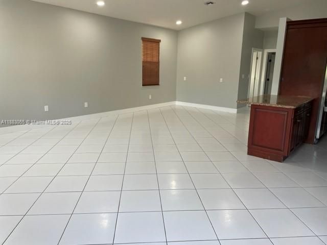 En Renta: $7,950 (5 camas, 4 baños, 3648 Pies cuadrados)