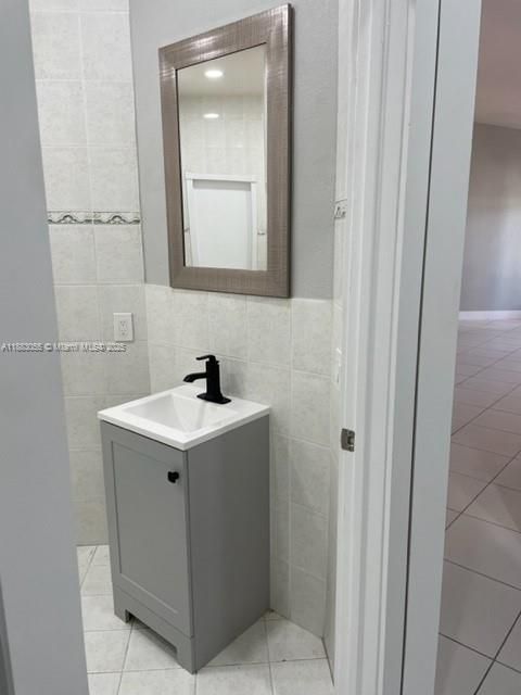 En Renta: $7,950 (5 camas, 4 baños, 3648 Pies cuadrados)