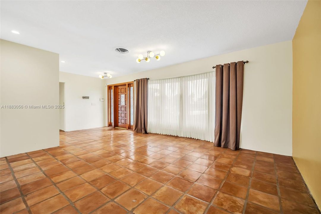 Active With Contract: $825,000 (3 beds, 2 baths, 2440 Square Feet)