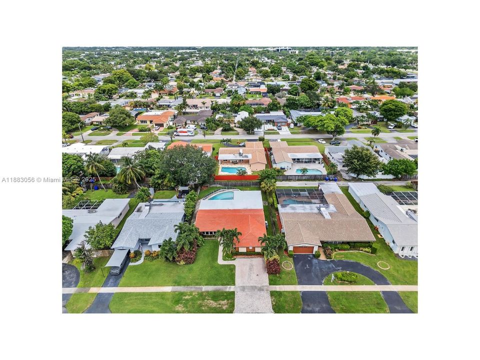 Active With Contract: $825,000 (3 beds, 2 baths, 2440 Square Feet)