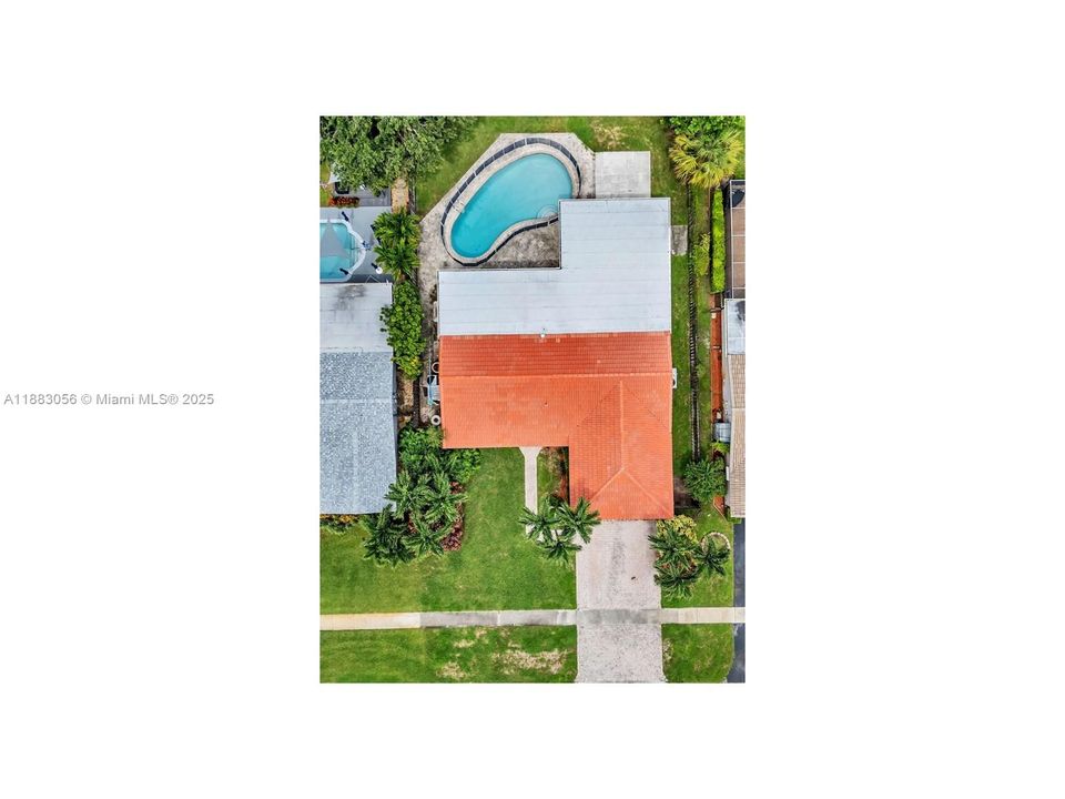 Active With Contract: $825,000 (3 beds, 2 baths, 2440 Square Feet)