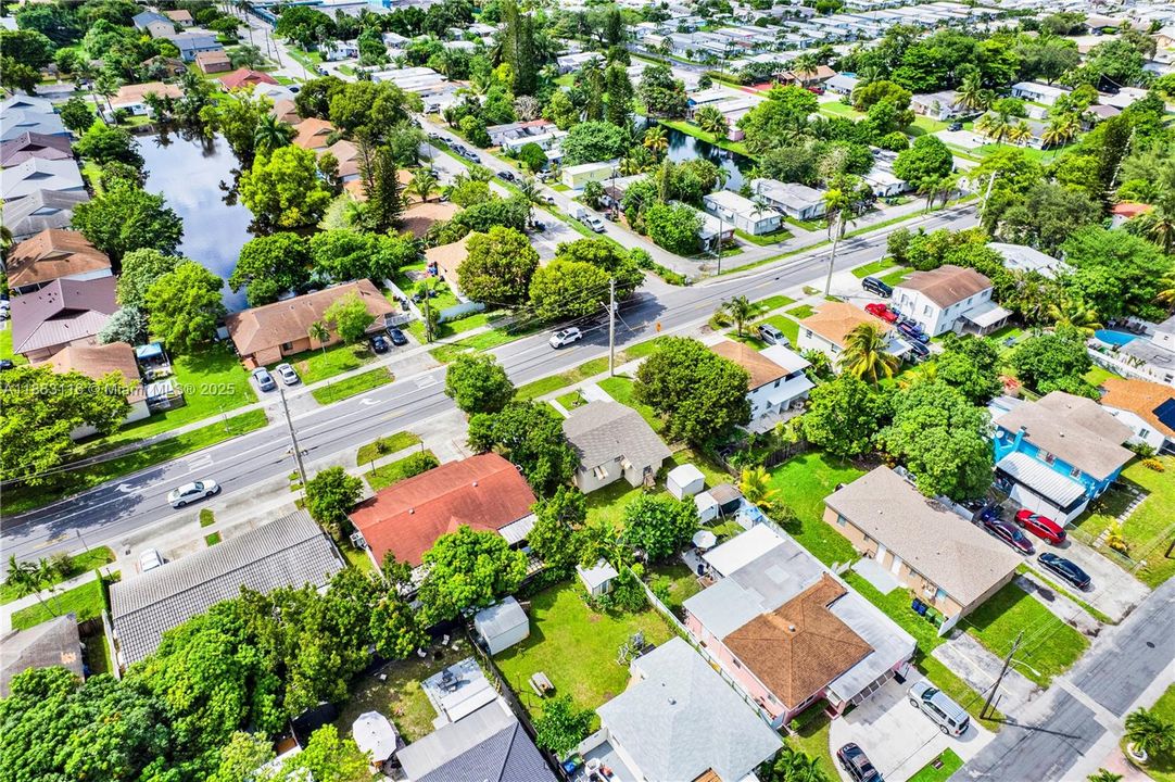 Vendido Recientemente: $299,950 (2 camas, 1 baños, 750 Pies cuadrados)