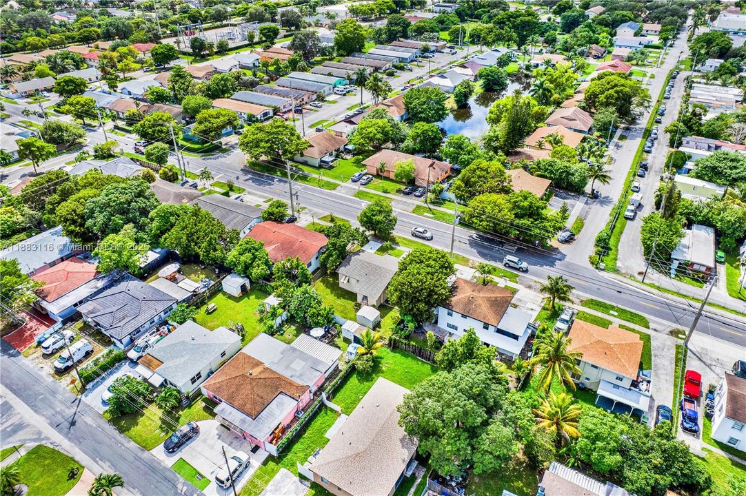 Vendido Recientemente: $299,950 (2 camas, 1 baños, 750 Pies cuadrados)