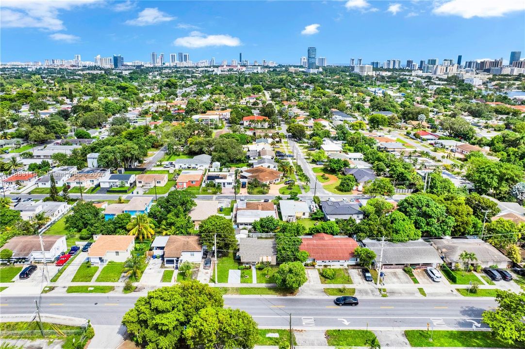 Vendido Recientemente: $299,950 (2 camas, 1 baños, 750 Pies cuadrados)