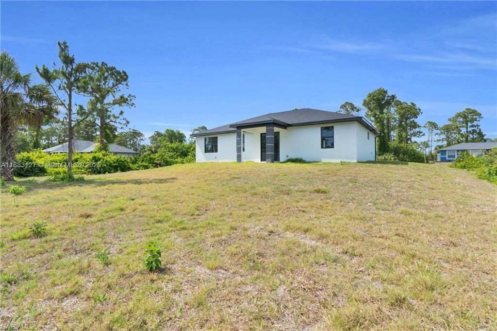 En Venta: $350,777 (3 camas, 2 baños, 0 Pies cuadrados)