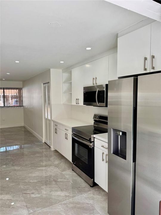 最近租的: $2,275 (2 贝兹, 2 浴室, 765 平方英尺)