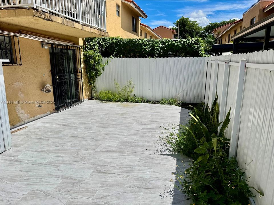 最近租的: $2,275 (2 贝兹, 2 浴室, 765 平方英尺)