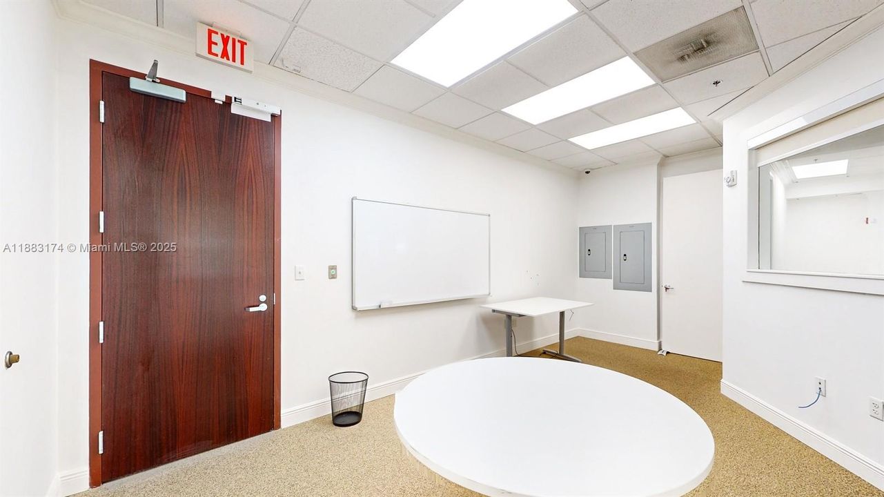 В аренду: $45 (0 спален, 0 ванн, 0 Квадратных фут)