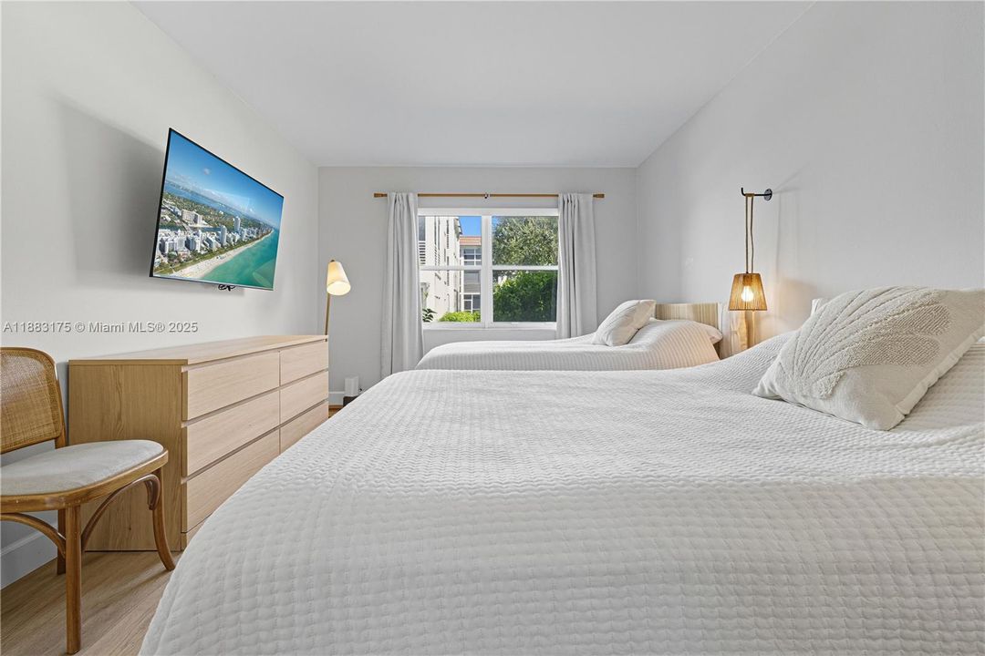 Bedroom has two full size beds that sleeps upto 4 people.