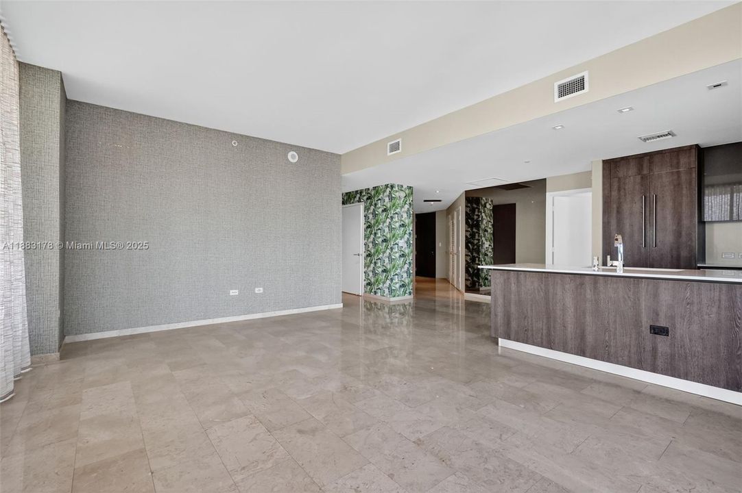 待售: $1,500,000 (3 贝兹, 3 浴室, 1676 平方英尺)