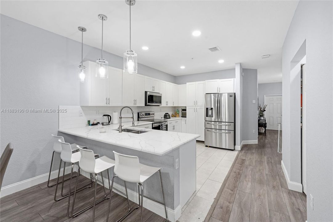 For Sale: $575,000 (4 beds, 2 baths, 1587 Square Feet)