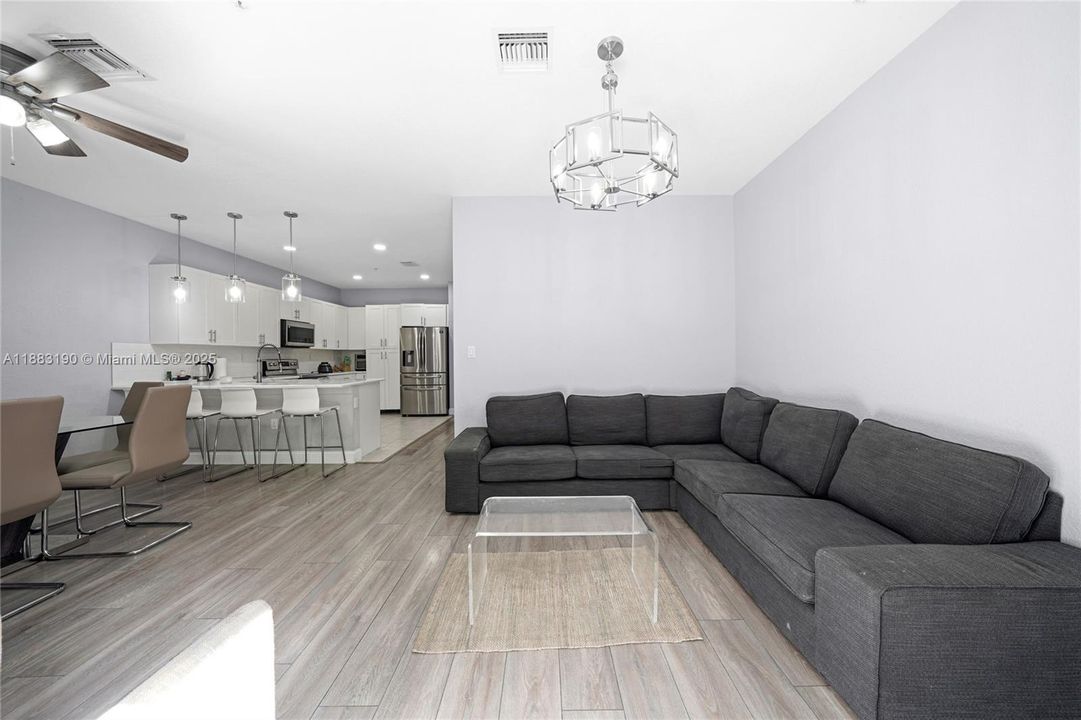 For Sale: $575,000 (4 beds, 2 baths, 1587 Square Feet)