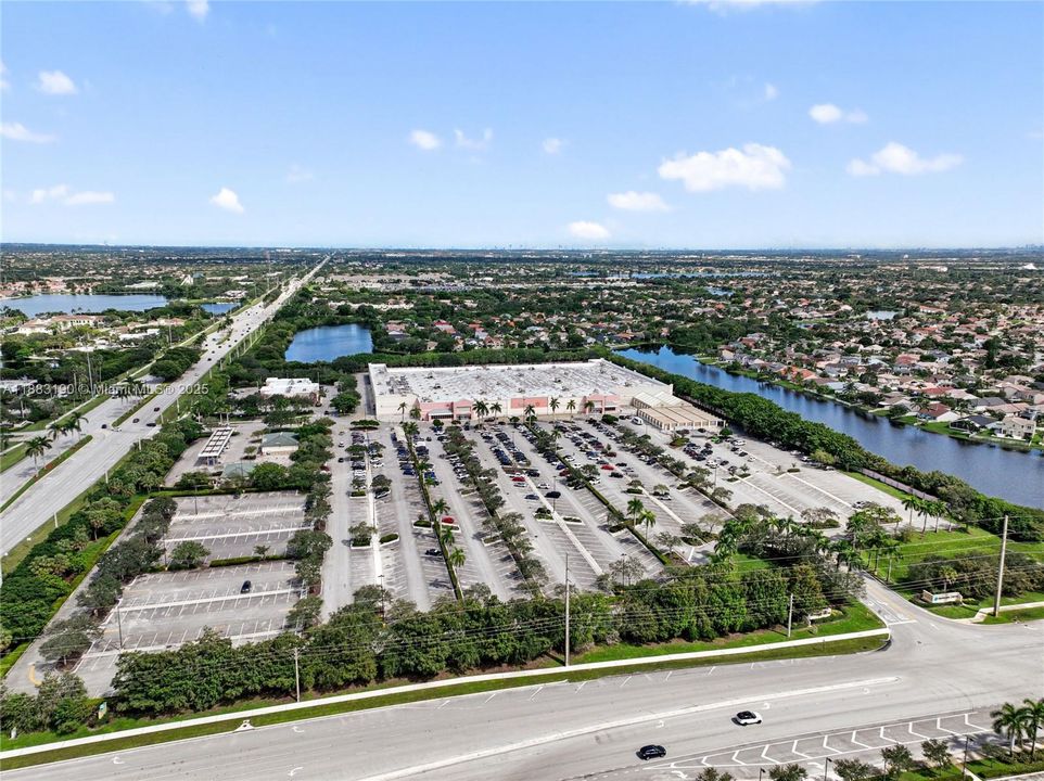 For Sale: $575,000 (4 beds, 2 baths, 1587 Square Feet)