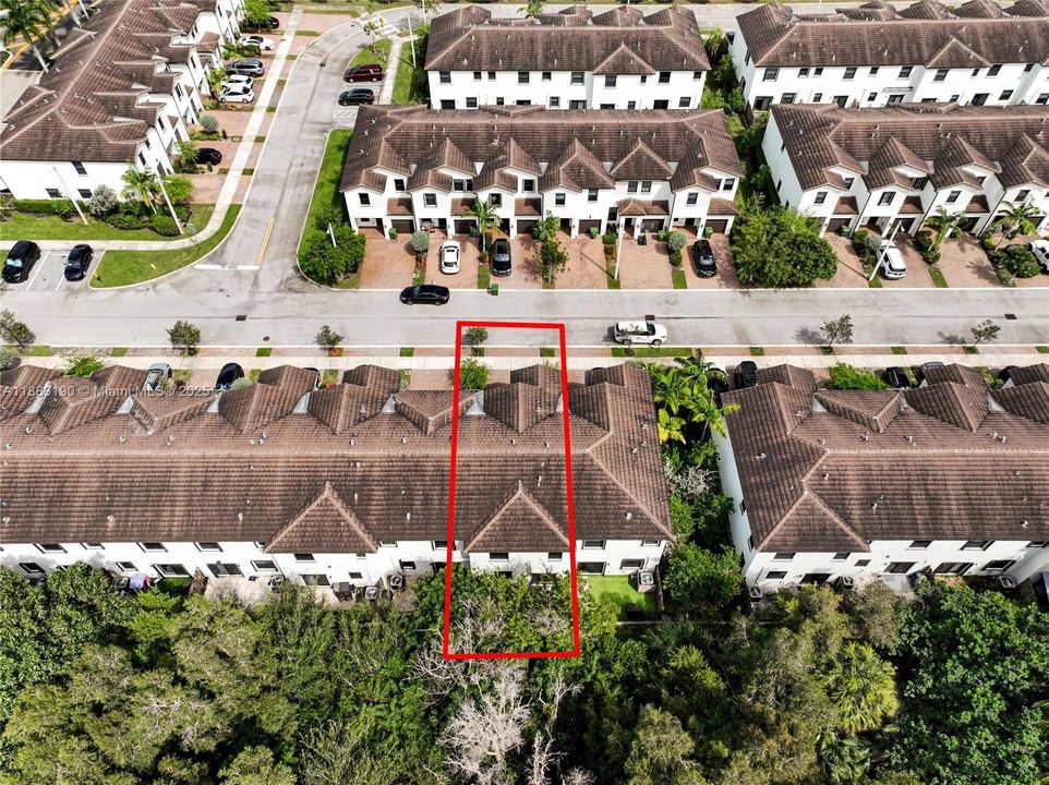 For Sale: $575,000 (4 beds, 2 baths, 1587 Square Feet)