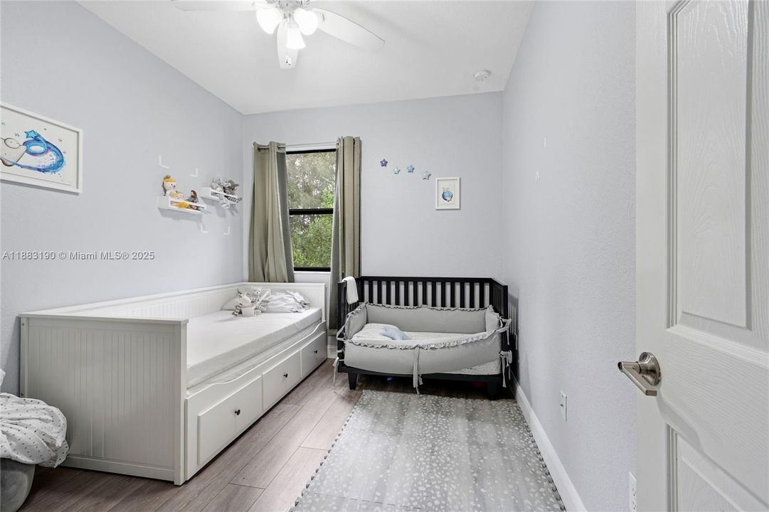 For Sale: $575,000 (4 beds, 2 baths, 1587 Square Feet)