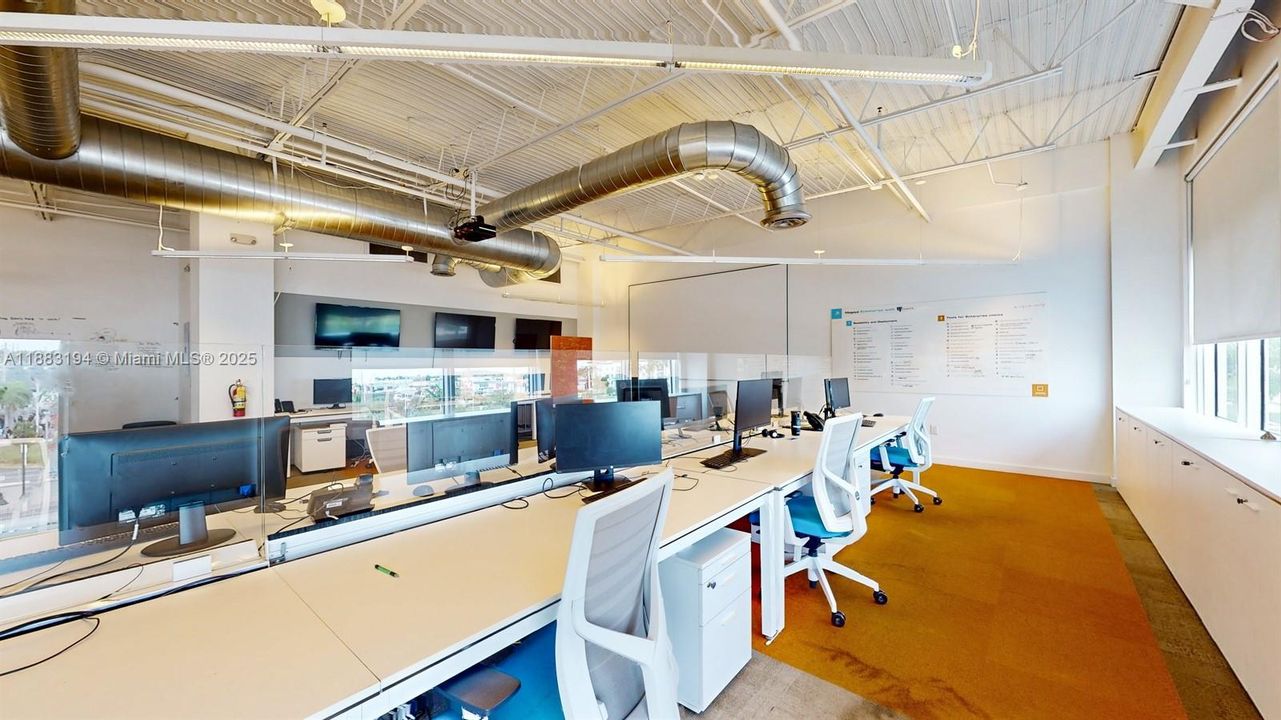 В аренду: $45 (0 спален, 0 ванн, 0 Квадратных фут)