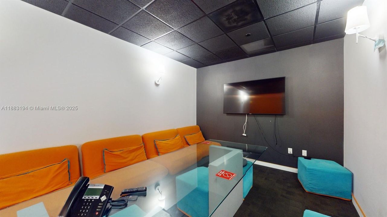 В аренду: $45 (0 спален, 0 ванн, 0 Квадратных фут)