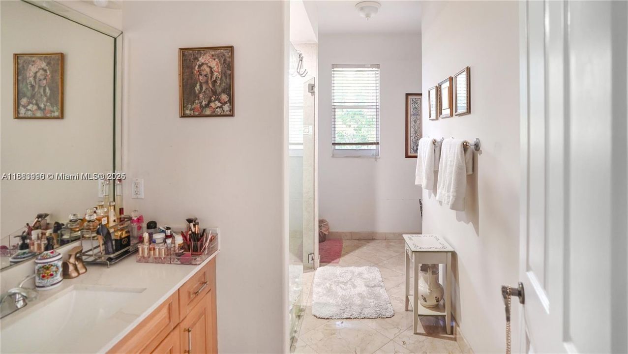 待售: $1,495,000 (4 贝兹, 3 浴室, 3889 平方英尺)