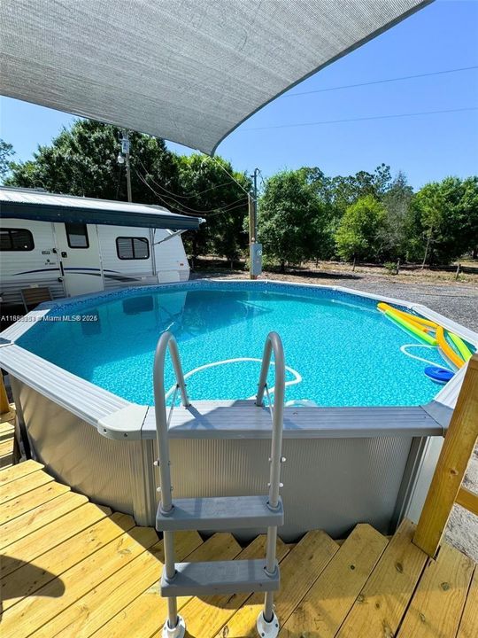 На продажу: $225,000 (2 спален, 1 ванн, 672 Квадратных фут)