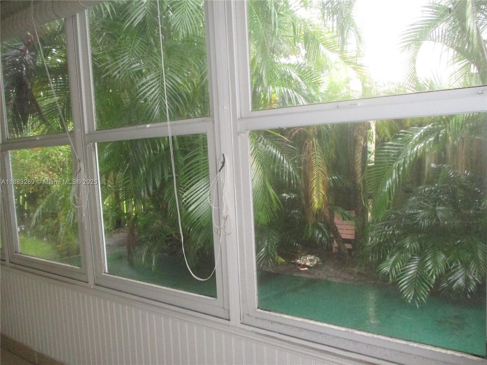 OUTSIDE PLATFORM TROPICAL GARDEN