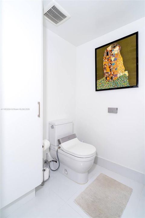 Active With Contract: $1,699,000 (3 beds, 3 baths, 1892 Square Feet)