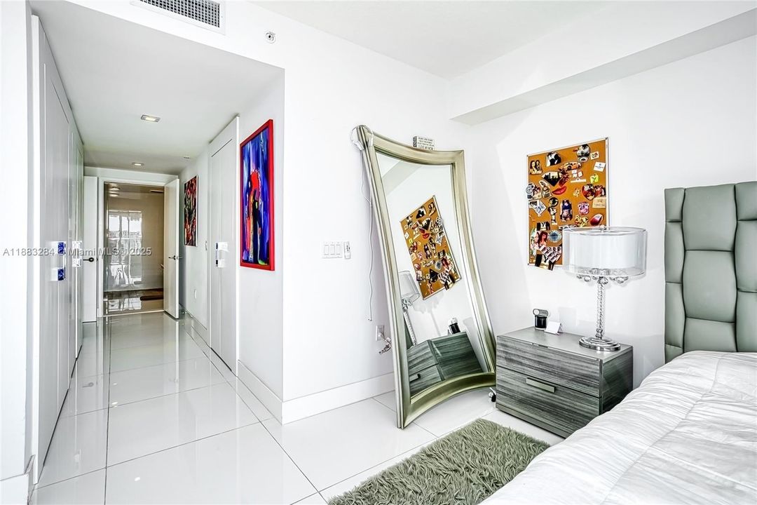 Active With Contract: $1,699,000 (3 beds, 3 baths, 1892 Square Feet)